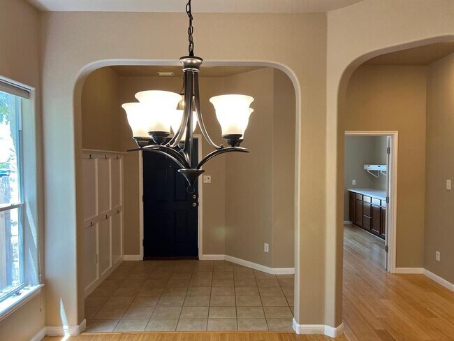 Foto del edificio - 312 Longhorn Ridge Rd