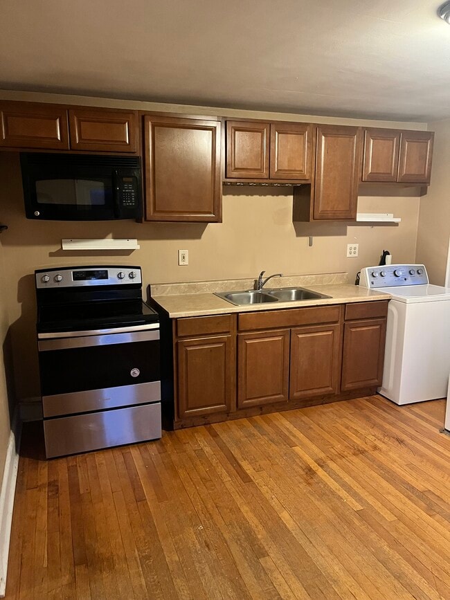 Foto del edificio - 35 Woodruff St