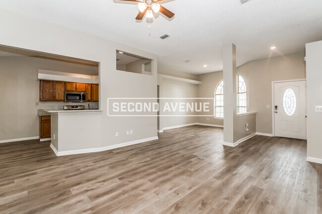 Foto del edificio - 8544 Echoridge Ct
