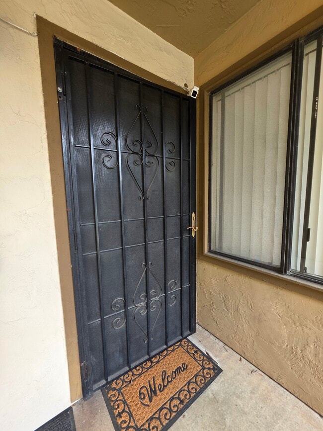Foto del edificio - 9949 Scripps Westview Way