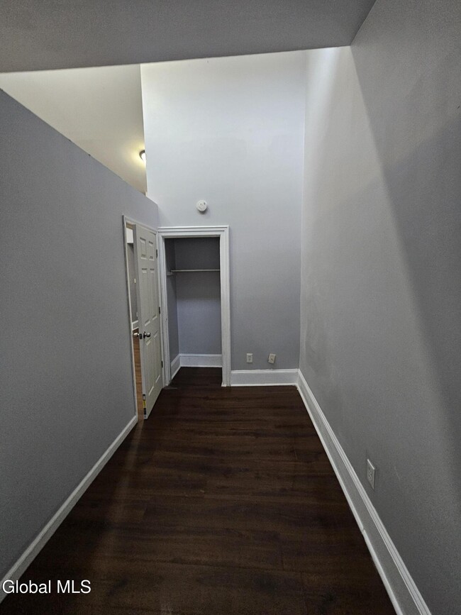 Building Photo - 119 Grand St