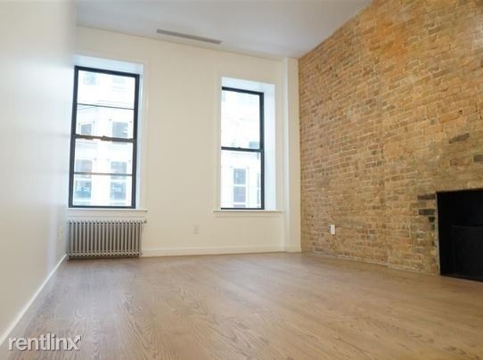Building Photo - 114 E 57th St