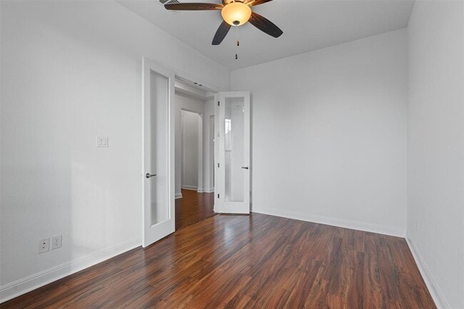 Building Photo - 2328 Lucky Ln