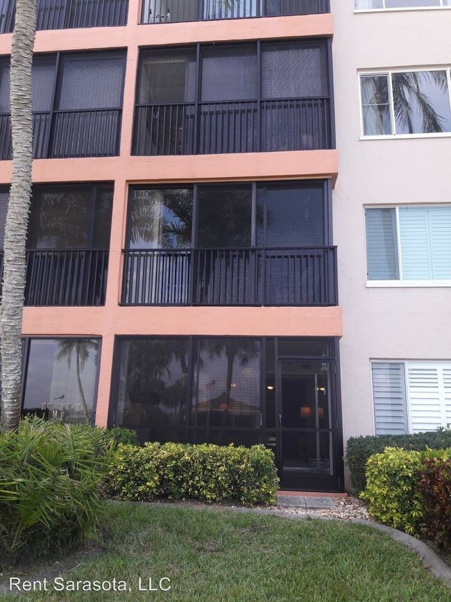 Foto del edificio - 8897 Midnight Pass Rd