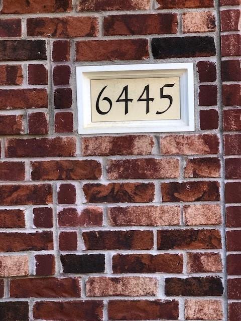 Foto del edificio - 6445 Dearing Rd
