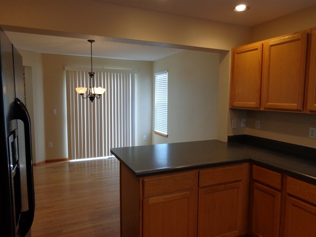 Building Photo - 11077 Needles Ct