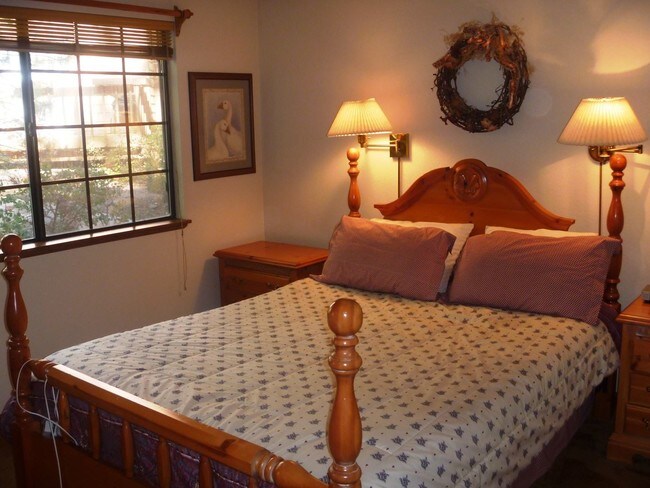 Foto del edificio - 3 br, 2 bath House - 875 Southwood Blvd. 32