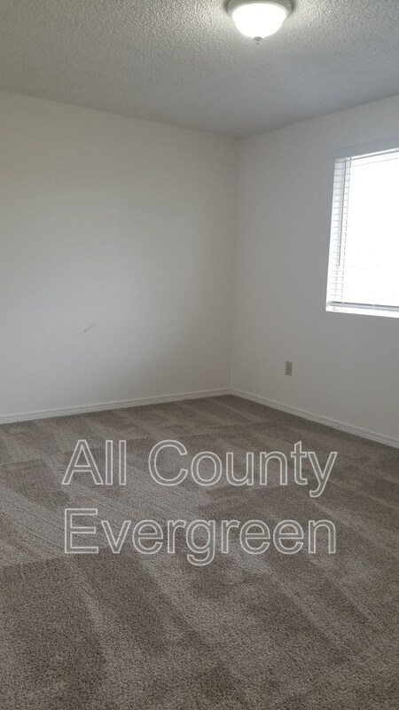 Building Photo - ***MOVE-IN SPECIAL***2250 I St NE