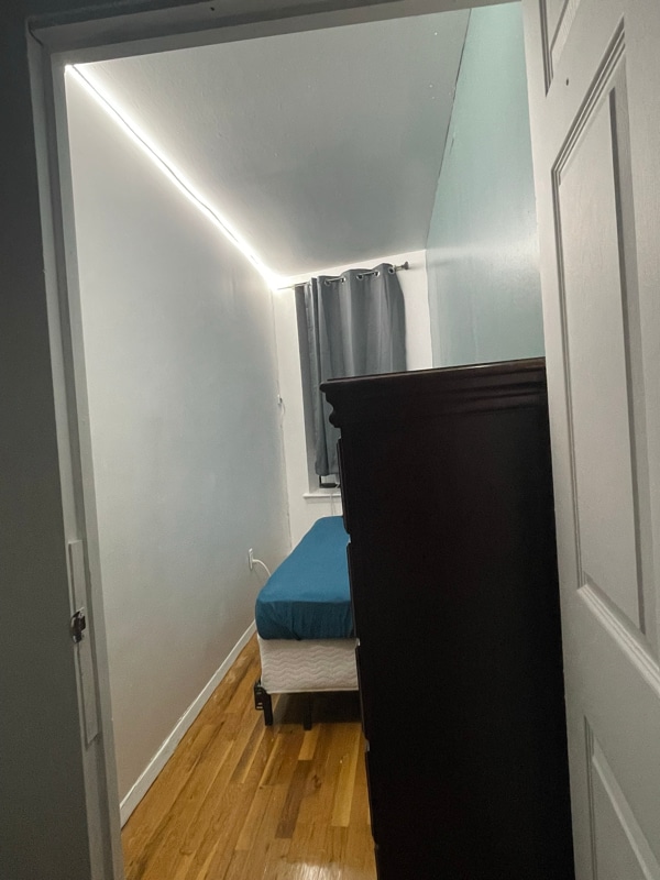 Foto del edificio - 1264 Sheridan Ave