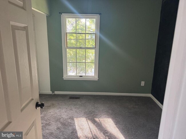 Building Photo - 100 Cypress Dr