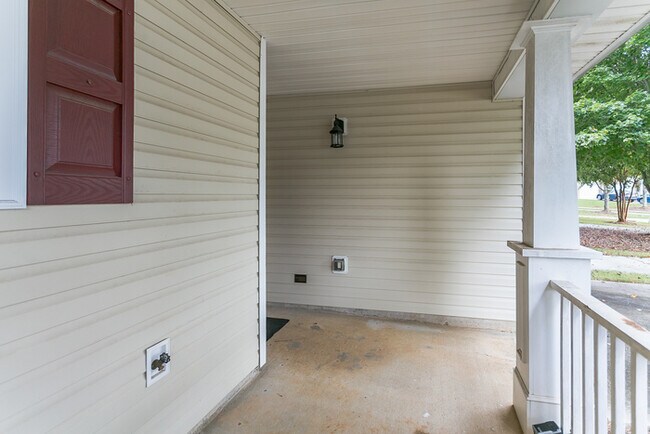 Building Photo - 152 Darby's Crossing Ct