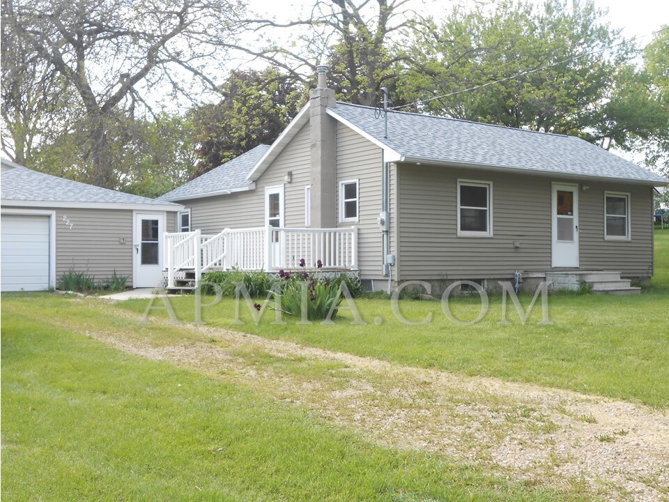 Primary Photo - 227 7th St N