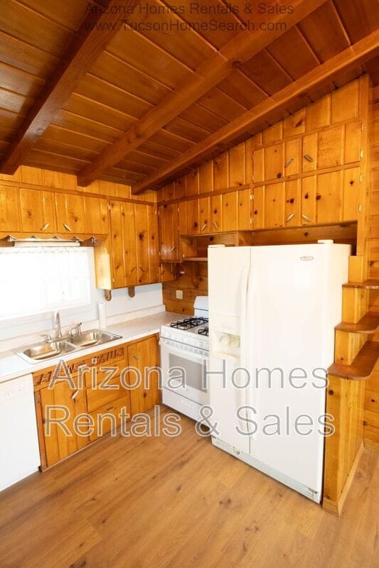 Foto del edificio - 11640 E Miles St