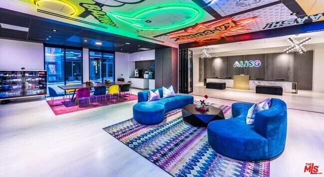 Foto del edificio - 950 E 3rd St