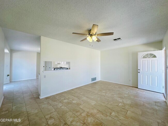 Building Photo - 12480 Martin Bauman Dr