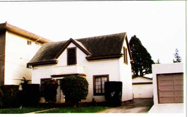 Foto del edificio - 512-514 E Bellevue Ave