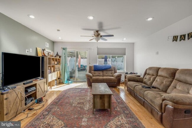 Foto del edificio - 1233 N 2nd St