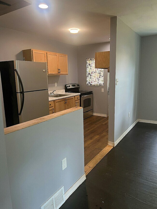 Foto del edificio - 3906 Clarks Ln
