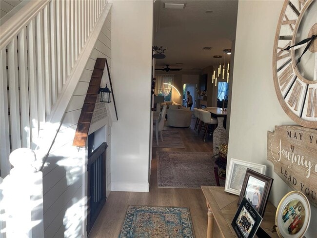 Building Photo - 1555 Ludington Ave