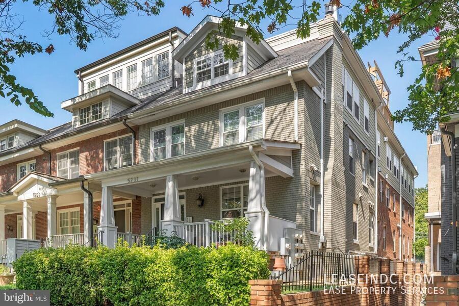 Photo - 5231 Connecticut Avenue NW-#302