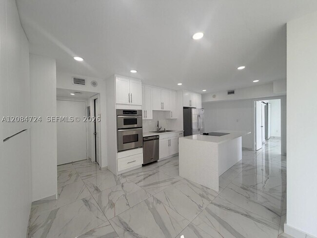 Foto del edificio - 11111 Biscayne Blvd