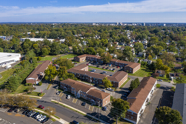 Building Photo - Americana Apartments