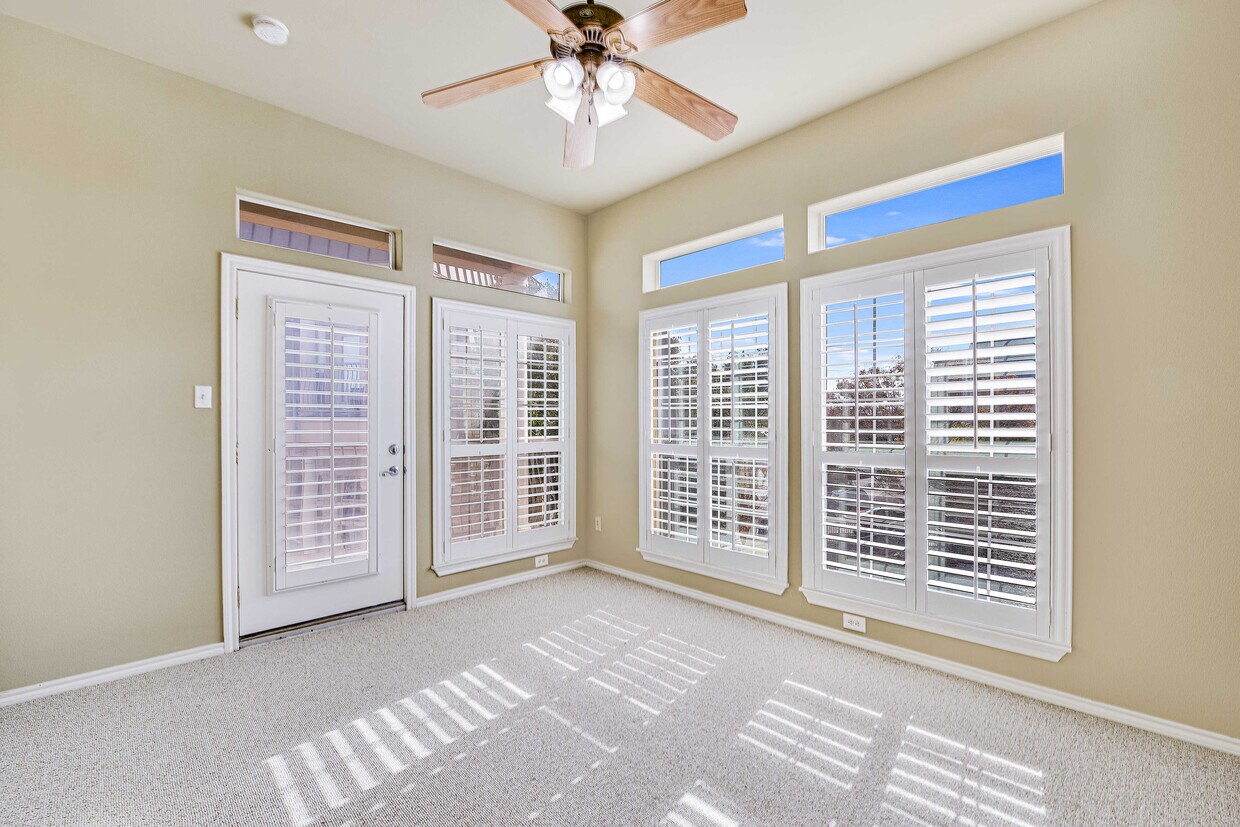Foto principal - 2918 Ranch Rd 620 N