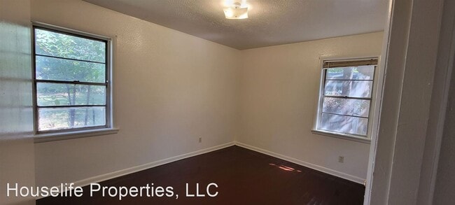 Building Photo - 3 br, 1 bath House - 548 Melrose St