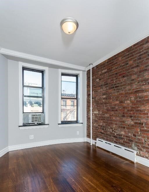 Foto del edificio - 336 E 18th St