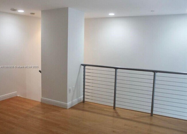 Foto del edificio - 1050 Brickell Ave