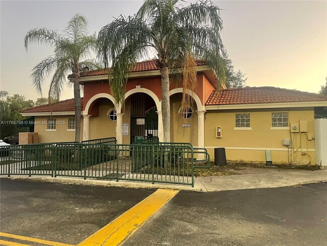 Building Photo - 15400 SW 134th Pl