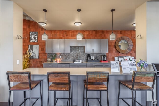 Community Kitchen - Scriber Creek Apartments