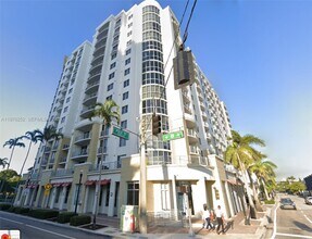 Building Photo - 1830 Radius Dr