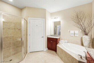 Building Photo - 9532 Ironstone Terrace