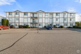 Building Photo - 45669 McIntosh Dr