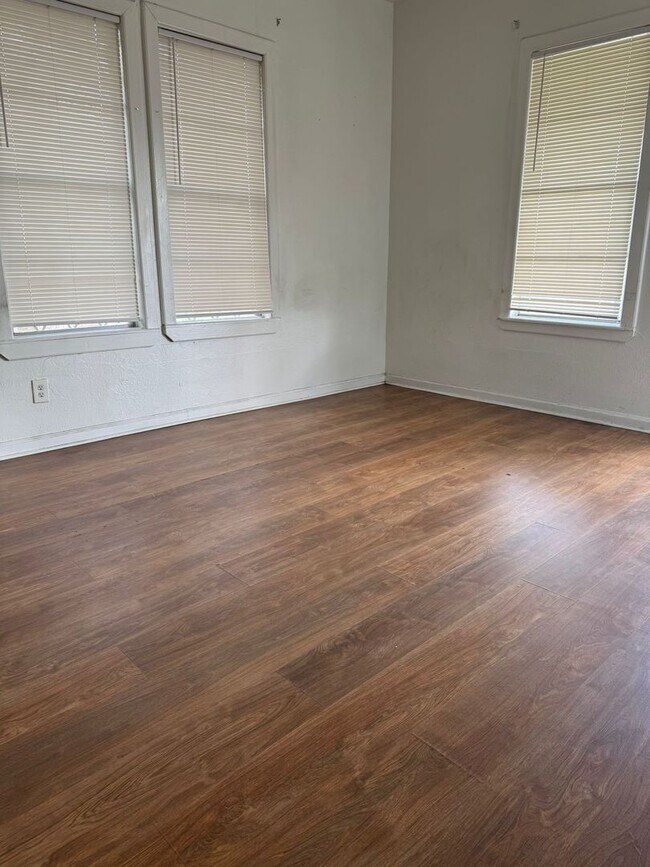 Foto del edificio - 1335 15th St