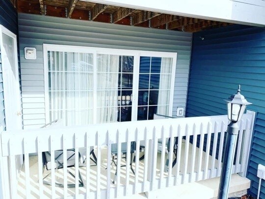 Building Photo - 1505 E Florida Ave