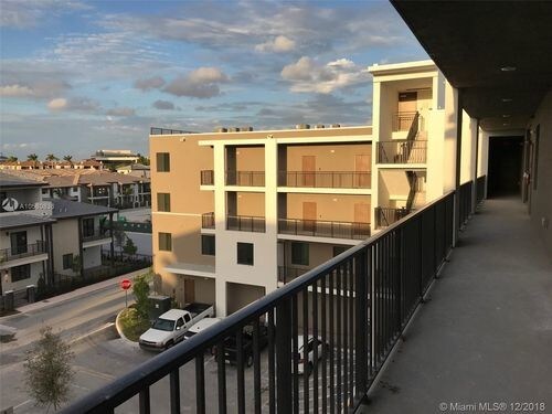 Foto del edificio - 4700 NW 84th Ave