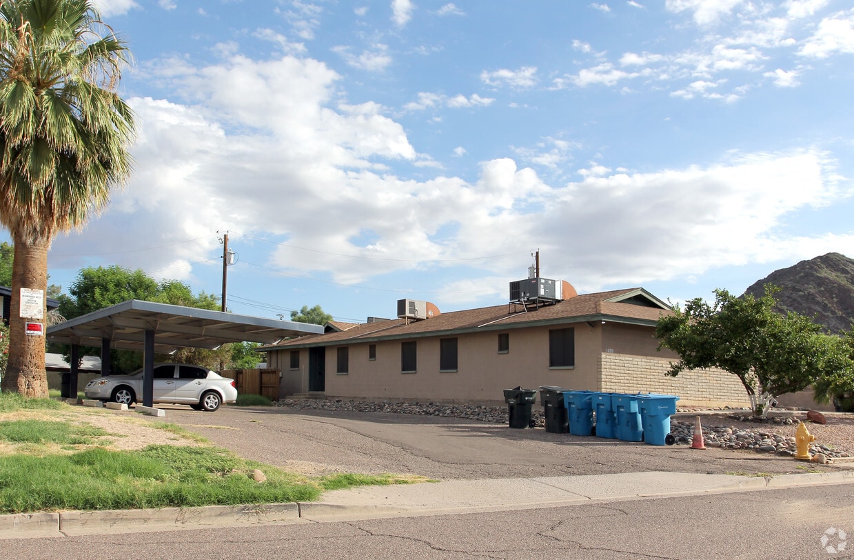 Building Photo - 1420 E Brown