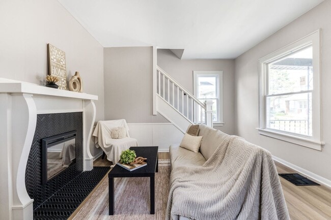 Building Photo - Charming 2-Story Home with Modern Updates ...