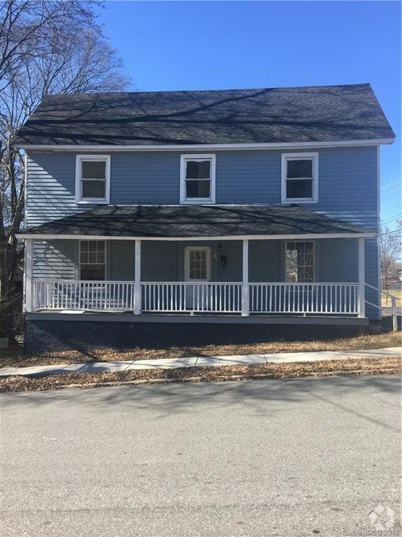 Building Photo - 301 S Vance St