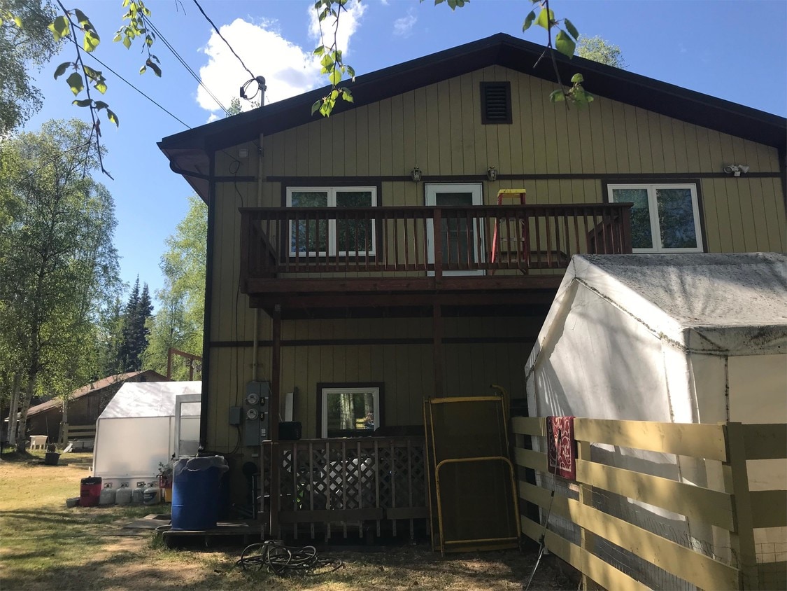 2588 Gold St, North Pole, AK 99705 Townhome Rentals in North Pole AK