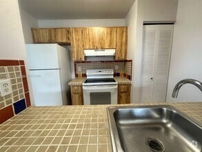 Building Photo - 9808 Hammocks Blvd