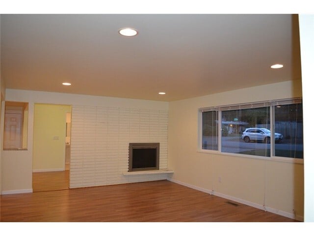 Foto del edificio - 2455 160th Ave NE