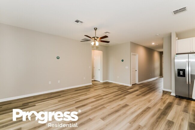 Building Photo - 480 Daylily Blvd