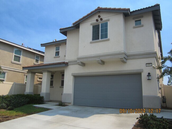 Building Photo - Luxury Townhome in Moreno Valley