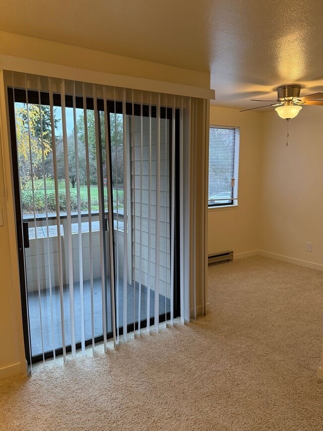 Interior Photo - Jackson Greens
