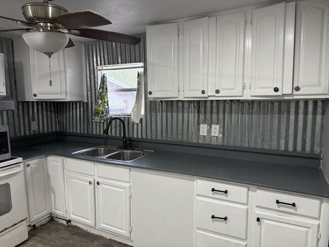 Foto del edificio - 54588 Marlee Rd