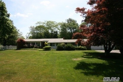 Primary Photo - 38 White Oak Ln