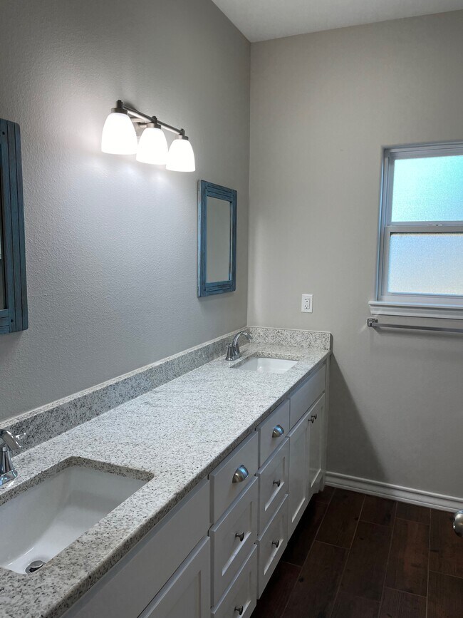 Foto del edificio - 423 S 13th St